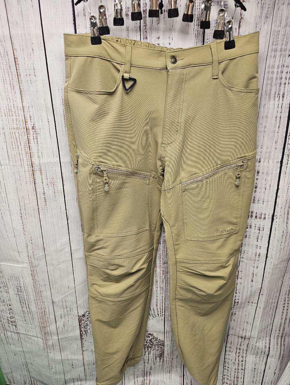 BAERSkin Men's Tactical Cargo Pants Size Large Stone Khaki Stretch Hiking Utilit